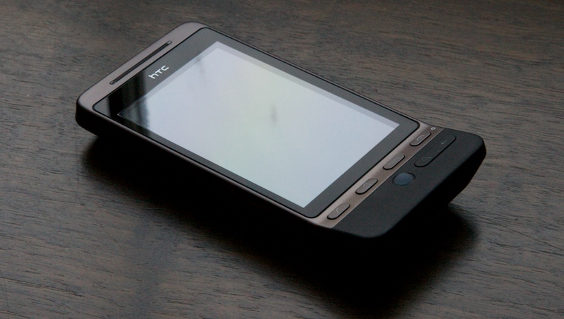 Illustration for article titled HTC Hero Review: Ambitious, But Tragically Flawed